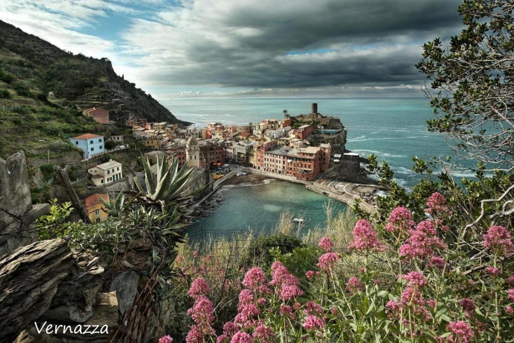 Apartamento Cinque Terre Bridge La Spezia Exterior foto